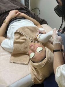 ステラM22を体験する橋爪さん