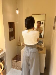 橋爪さんのメイク落としの様子
