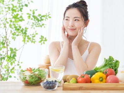 ダイエット中も美肌の女性